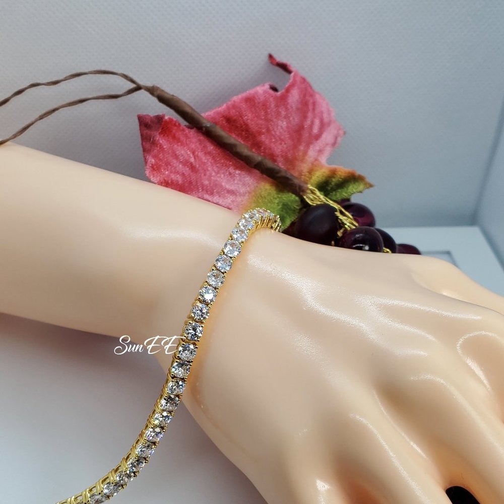 5.20CTW 3MM diamond tennis bracelet - Picture 3 of 4